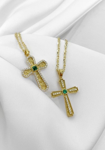 Βυζαντινοί Σταυροί: Η Κλασική Πίστη σε Μοντέρνο Στυλ