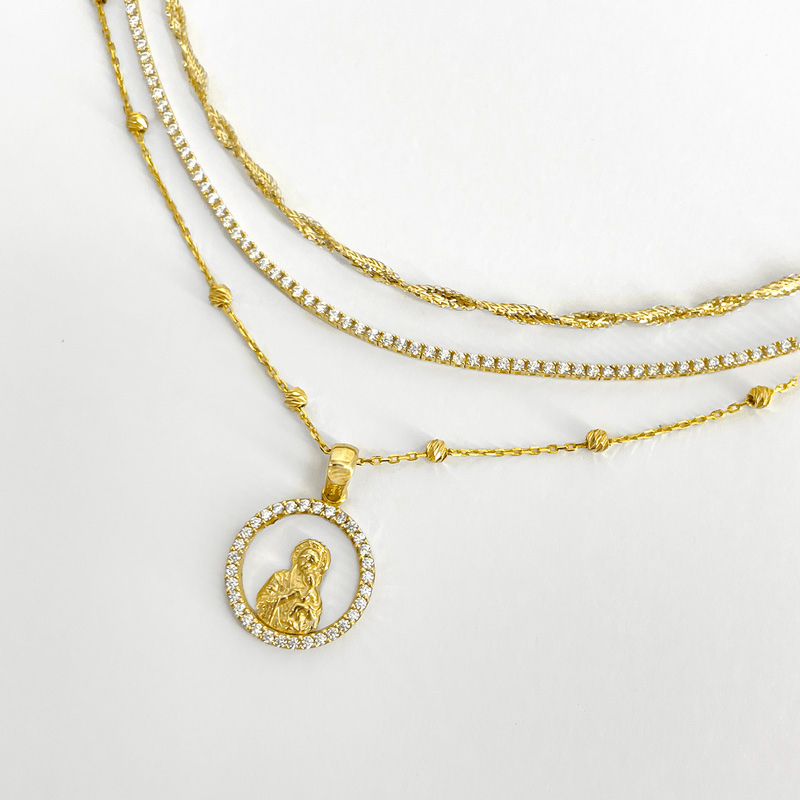 Φυλαχτά Κοσμήματα: Παράδοση, Στυλ και Προστασία σε Ένα