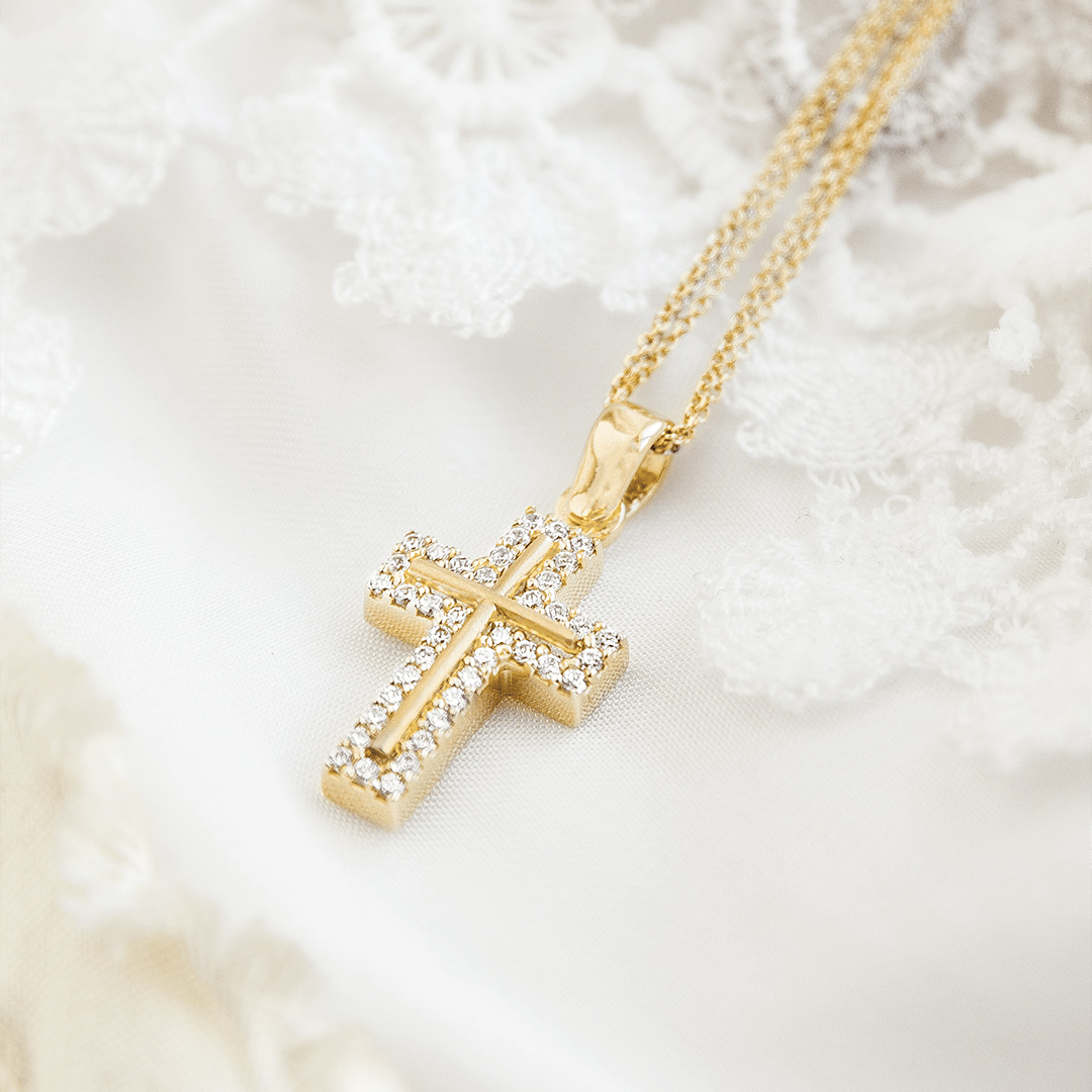 How do I choose the appropriate Women's Cross