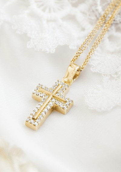 How do I choose the appropriate Women's Cross