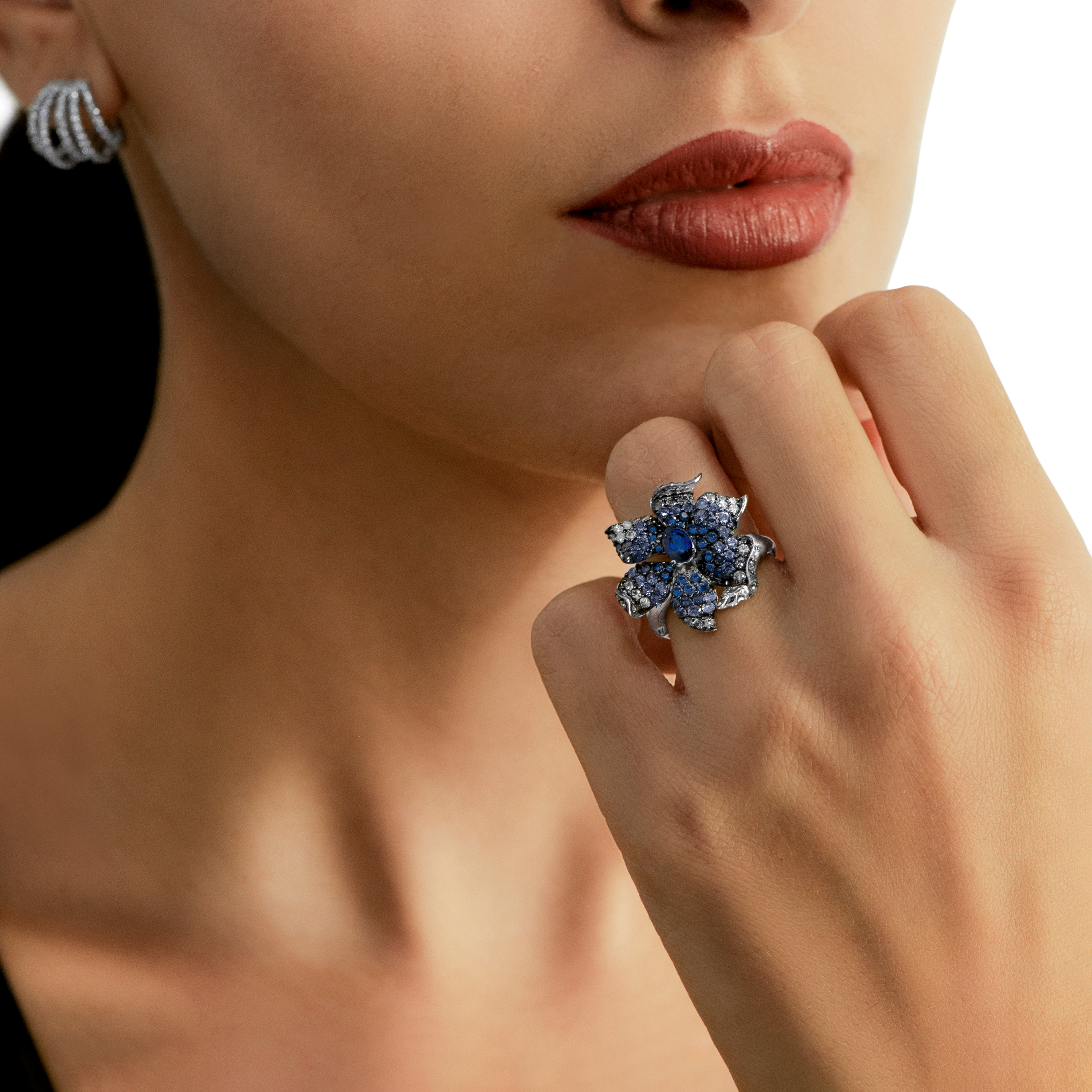 Δαχτυλίδι με Ζαφείρια και Διαμάντια