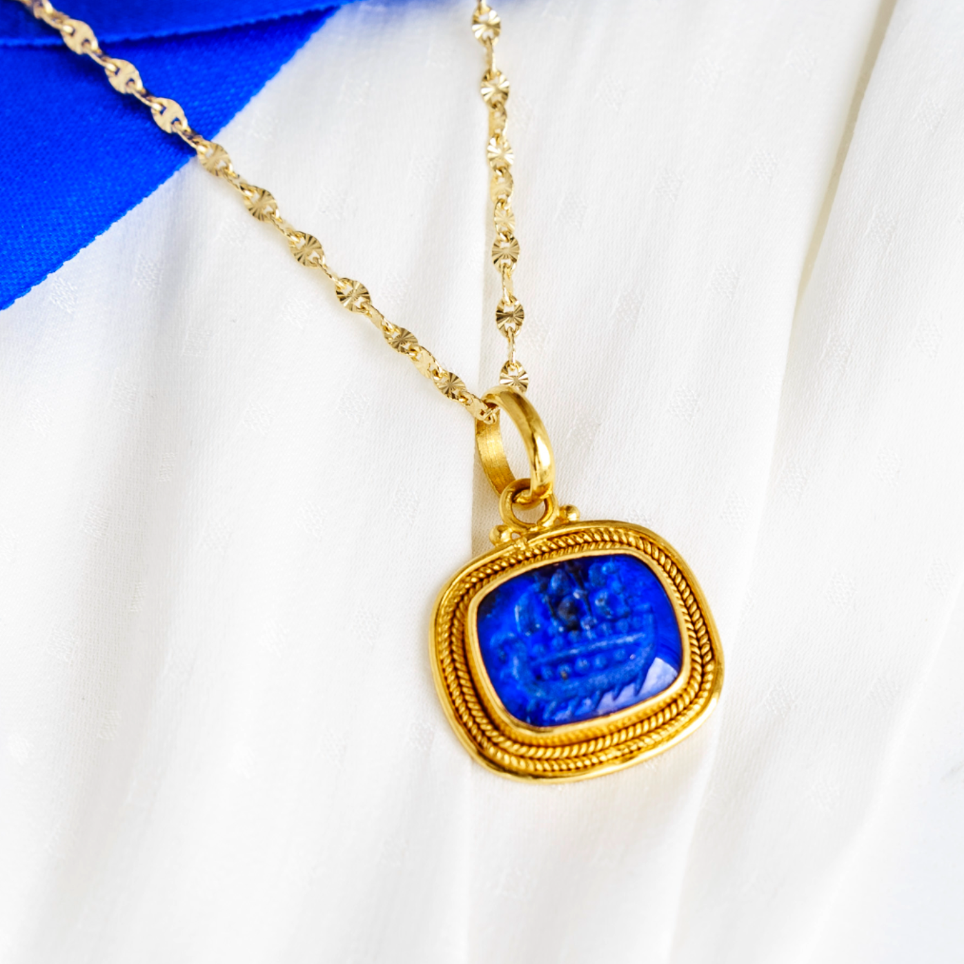 Μενταγιόν με Σφραγιδόλιθο Lapis Lazuli